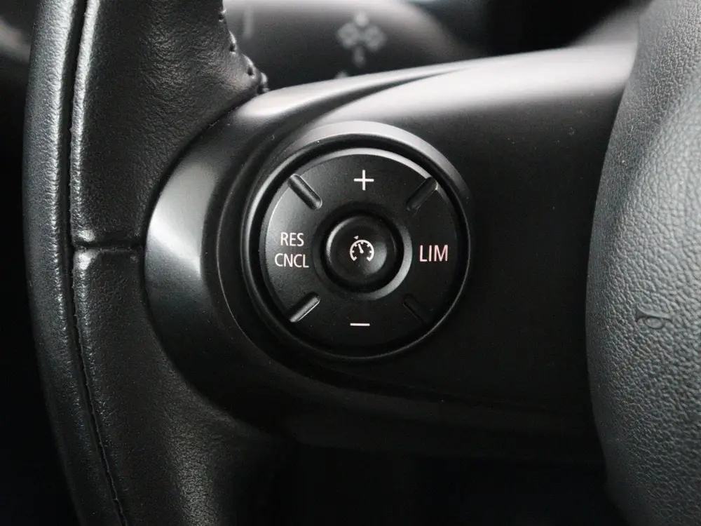 Mini Clubman | Cruise control | Navigatie | Blu uit 2019, foto 18