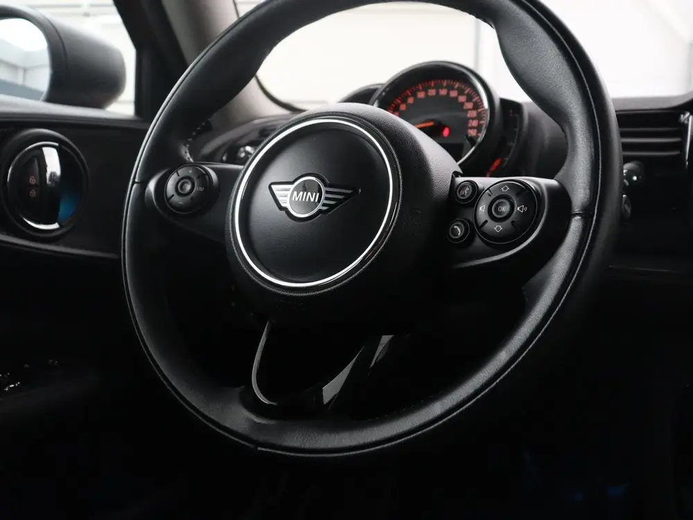 Mini Clubman | Cruise control | Navigatie | Blu uit 2019, foto 7