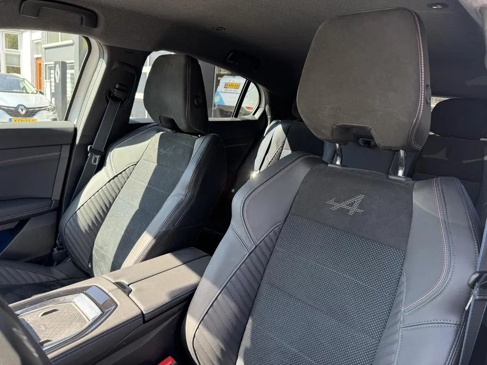 Renault Rafale 1.2 E-Tech 4x4 plug-in hybrid 300 esprit A uit 2025, foto 13