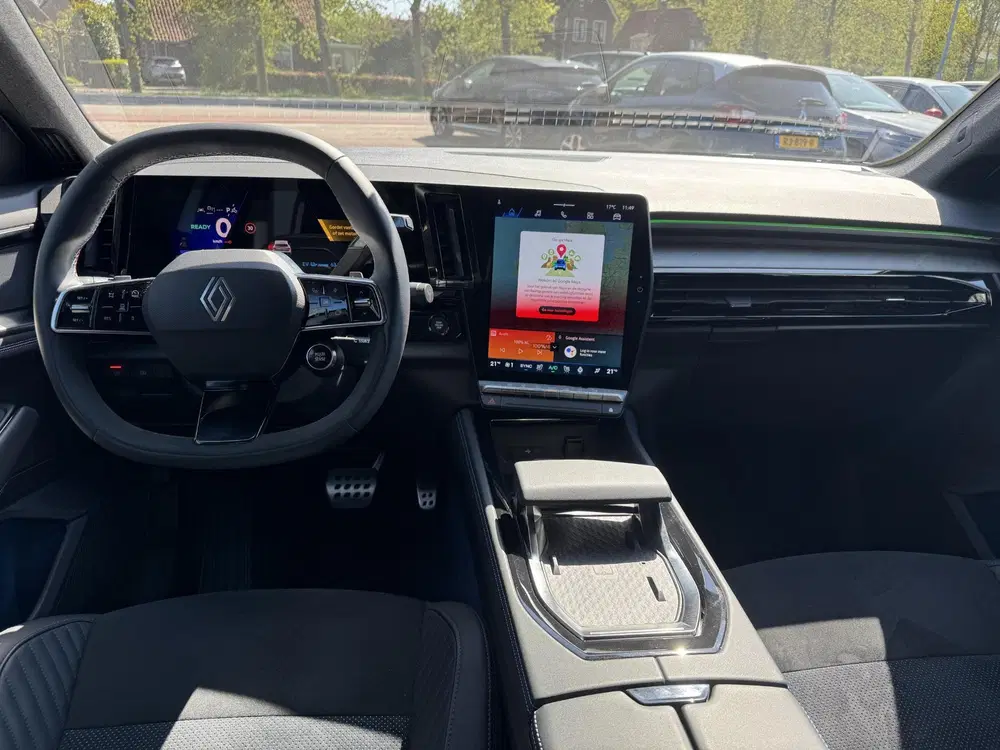 Renault Rafale 1.2 E-Tech 4x4 plug-in hybrid 300 esprit A uit 2025, foto 14