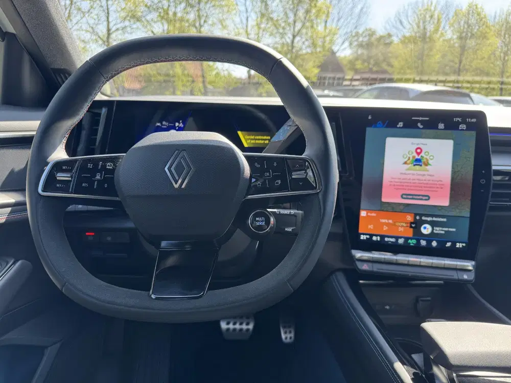 Renault Rafale 1.2 E-Tech 4x4 plug-in hybrid 300 esprit A uit 2025, foto 15