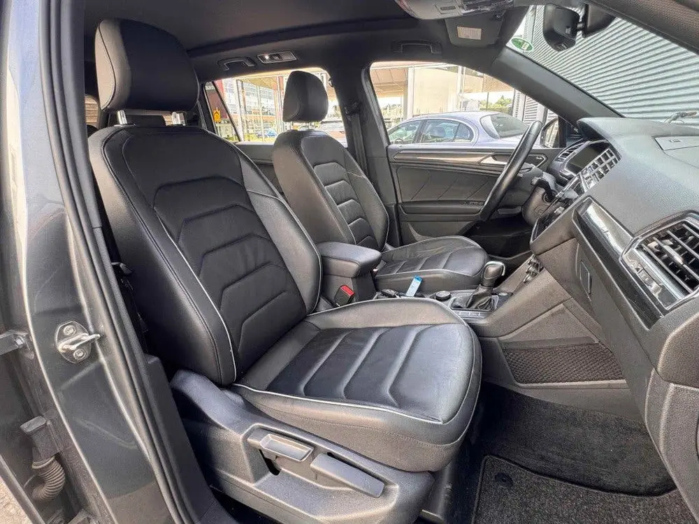 Volkswagen TIGUAN 2.0 TSI 4Motion Highline Business R uit 2020, foto 19
