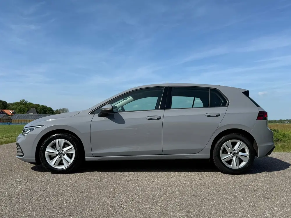 Volkswagen Golf 1.5 TSI Life Business / Virtual Cockpit / 1e uit 2023, foto 2