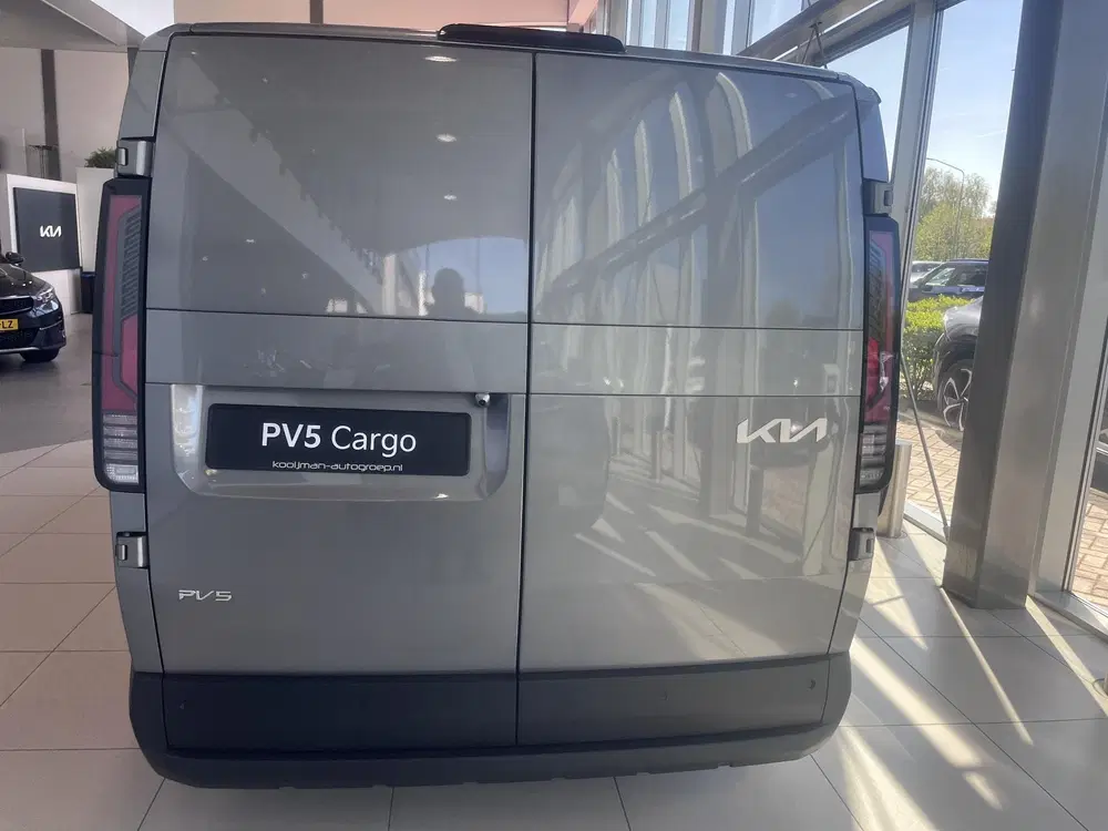 Kia PV5 L2H1 Elite Executive 71.2 kWh VOORRAAD ACT uit 2026, foto 10