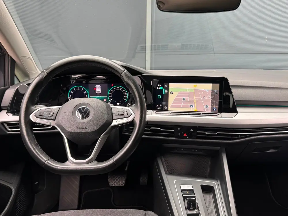 Volkswagen Golf 1.5 eTSI R-Line Pdc / Navi / Carplay / Digid uit 2020, foto 13