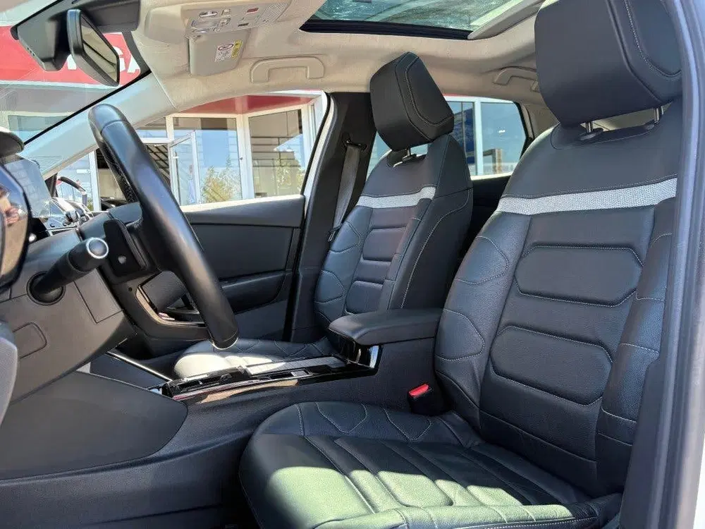 Citroën C4 Citroen C4 1.2 PURETECH AUT. 130PK SHINE+ uit 2021, foto 5
