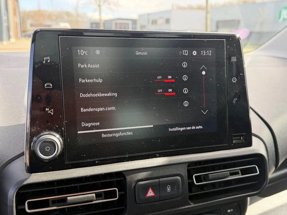 Opel Combo 1.2 Turbo uit 2019, foto 6