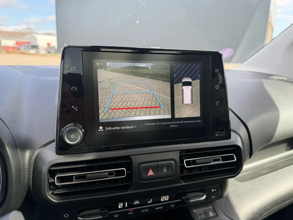 Opel Combo 1.2 Turbo uit 2019, foto 8