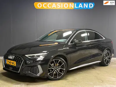 Audi A3 30 TFSI S edition 3x S-Line uit 2023