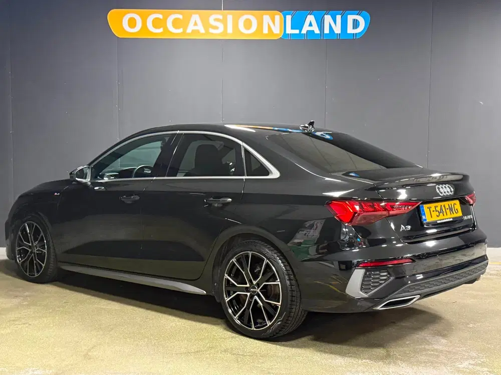 Audi A3 30 TFSI S edition 3x S-Line uit 2023, foto 3