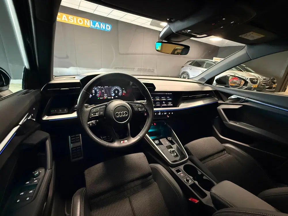 Audi A3 30 TFSI S edition 3x S-Line uit 2023, foto 9