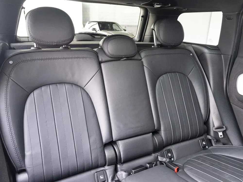 Mini Countryman John Cooper Works ALL4 uit 2022, foto 10