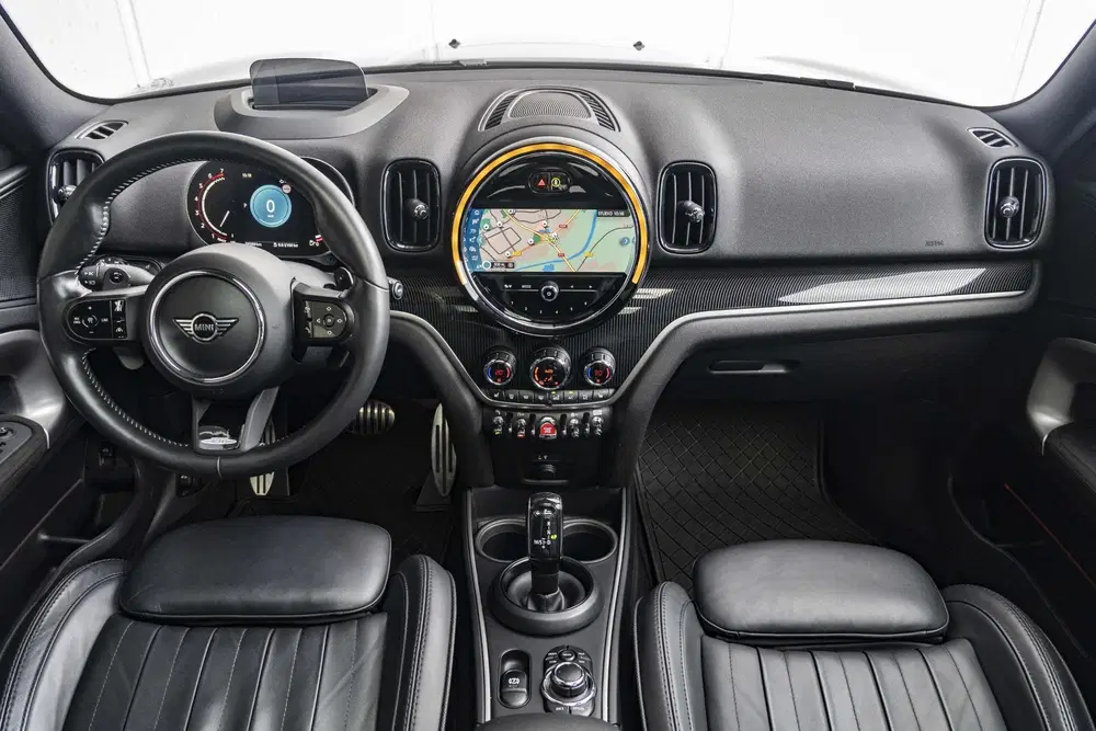 Mini Countryman John Cooper Works ALL4 uit 2022, foto 3