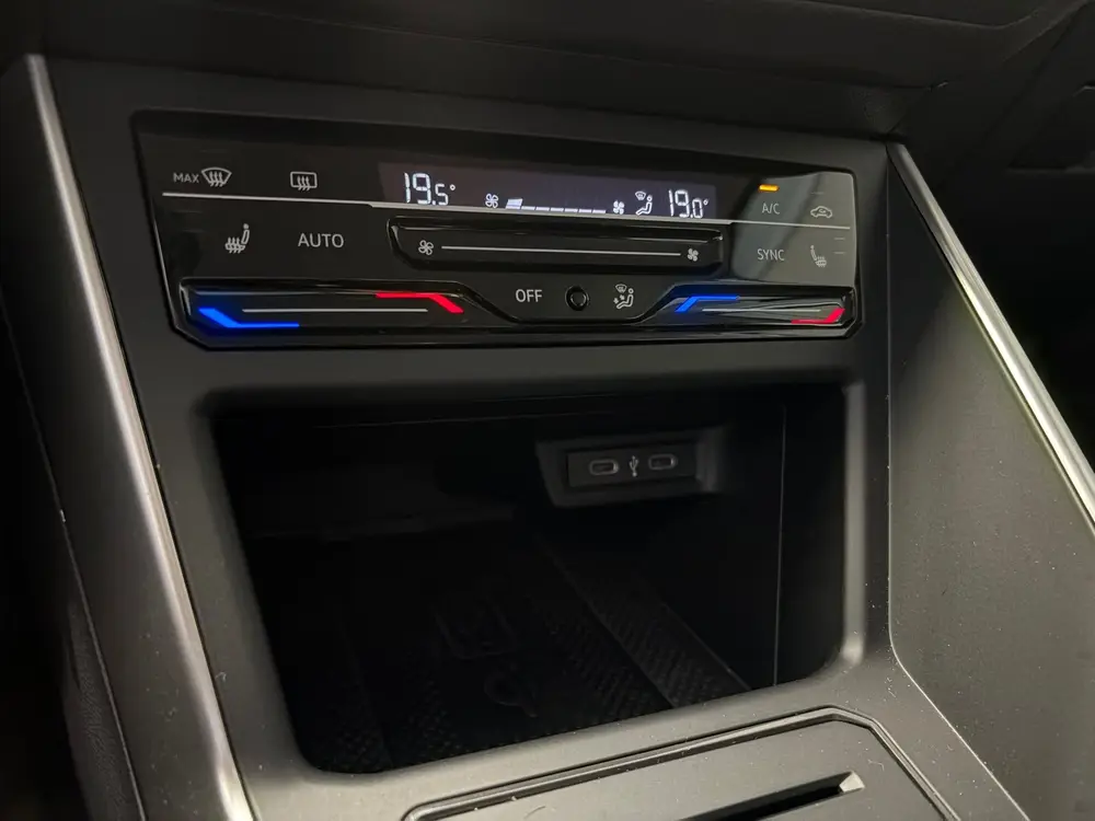Volkswagen Polo 1.0 TSI Life Business | CLIMA | CAR PLAY | N uit 2023, foto 10