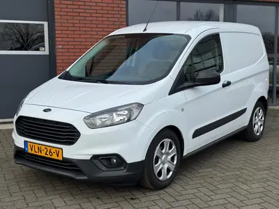 Ford Transit Courier 1.5 TDCI Duratorq S&S Airco Cruise Stoe uit 2021