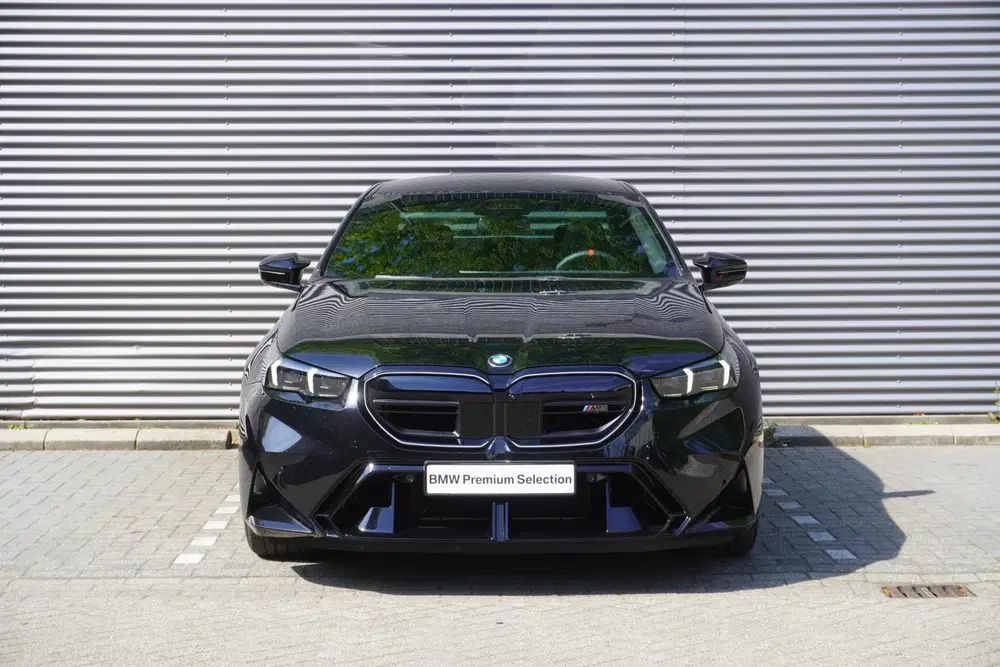 BMW M5 Sedan Bowers & Wilkins Surround Sound Syst uit 2026, foto 3