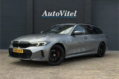 BMW 3-serie 3 Serie Touring 330e M-Sport Pro uit 2023