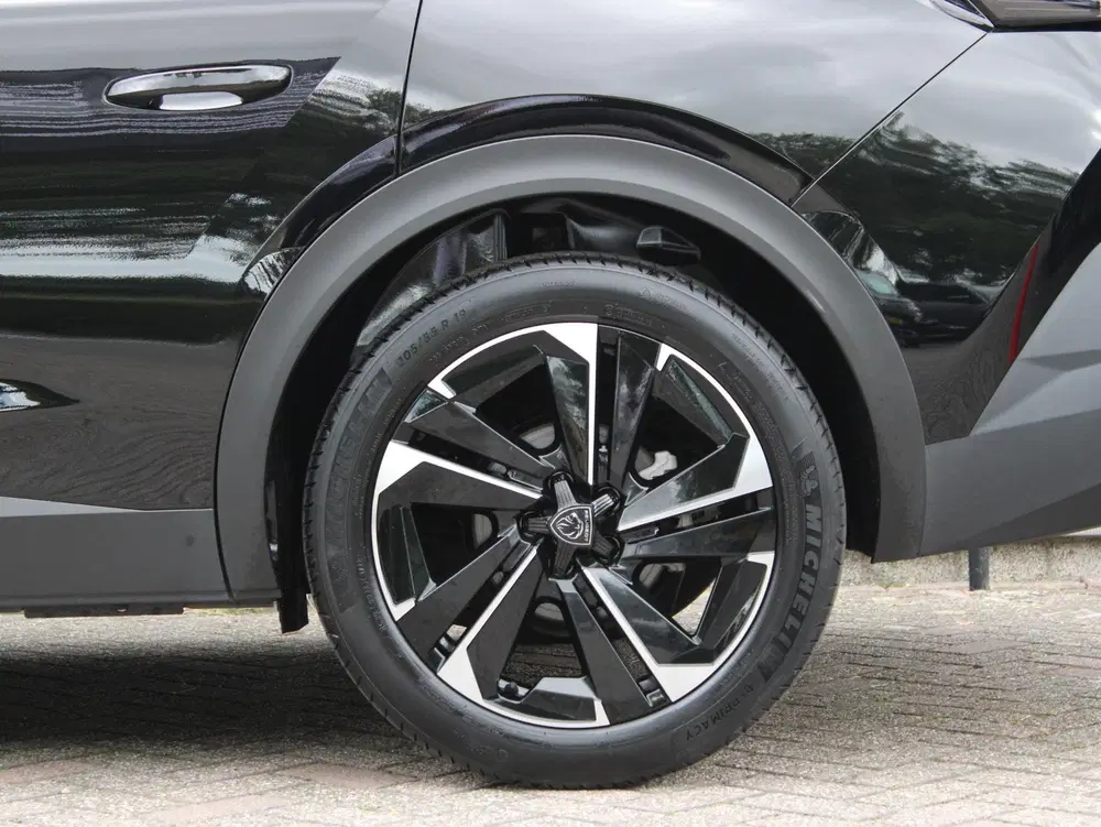 Peugeot 408 1.2T Allure Pack 130 EAT8 Automaat uit 2023, foto 10