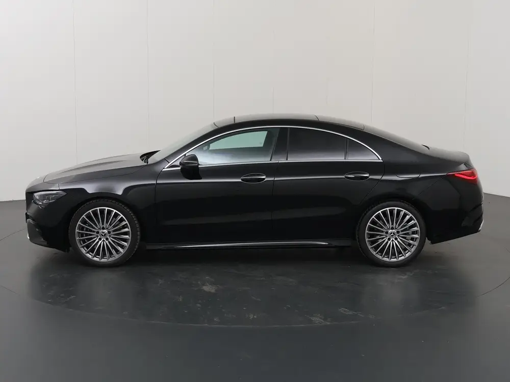 Mercedes-Benz CLA 180 Business Solution AMG uit 2025, foto 5