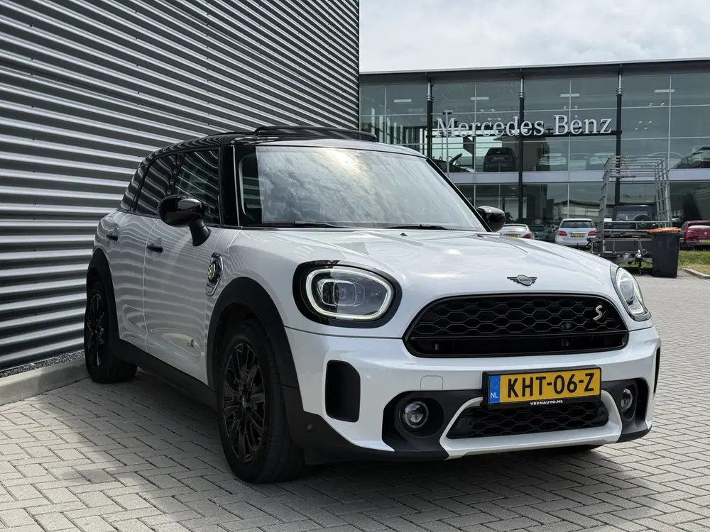 Mini Countryman 2.0 Cooper SE ALL4 Pano uit 2022, foto 3