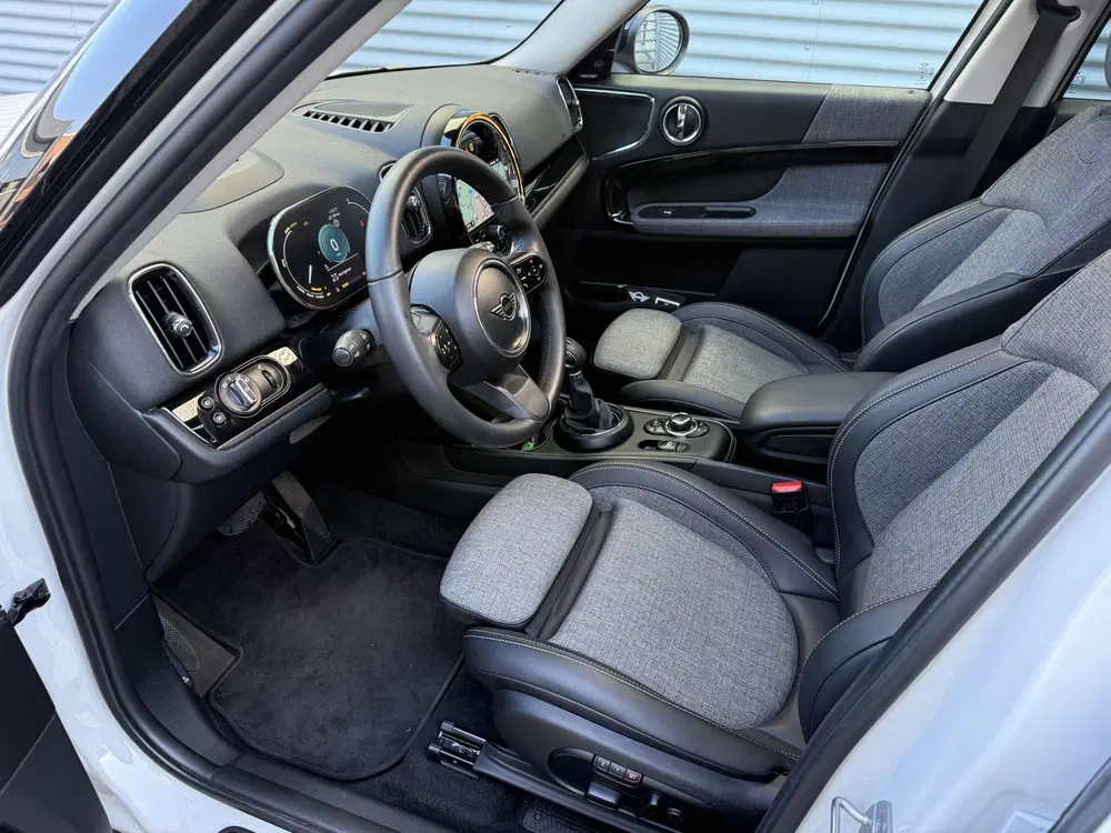 Mini Countryman 2.0 Cooper SE ALL4 Pano uit 2022, foto 7