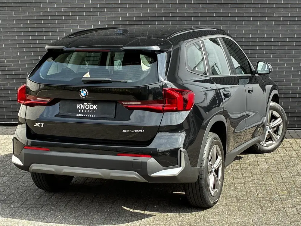 BMW X1 sDrive20i Automaat uit 2023, foto 4