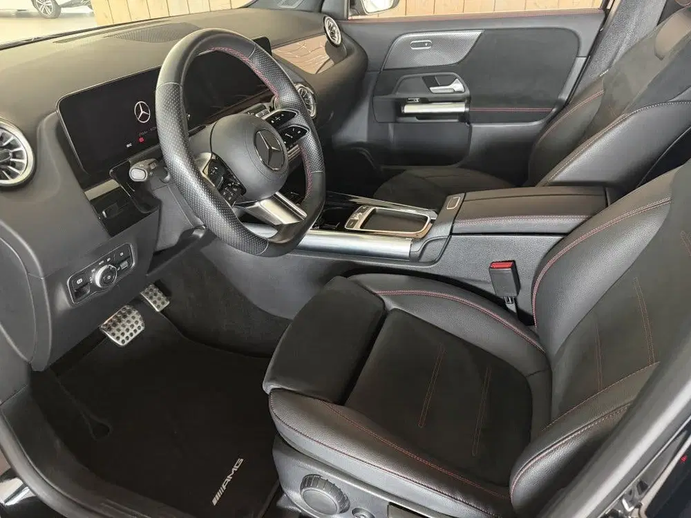 Mercedes-Benz GLA GLA 180 AMG Line (bj 2024 uit 2024, foto 6