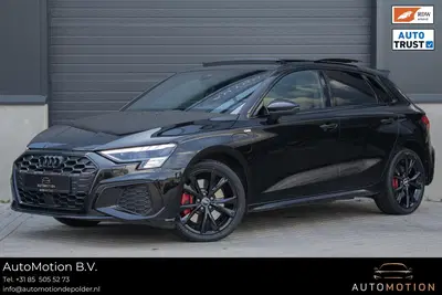 Audi A3 45 TFSIe Sline Competition PANO MATRIX MAX uit 2022