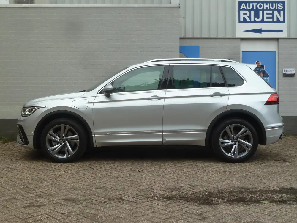 Volkswagen Tiguan 1.4 TSI eHybrid R-Line|Panodak|Leder|Memor uit 2021, foto 8