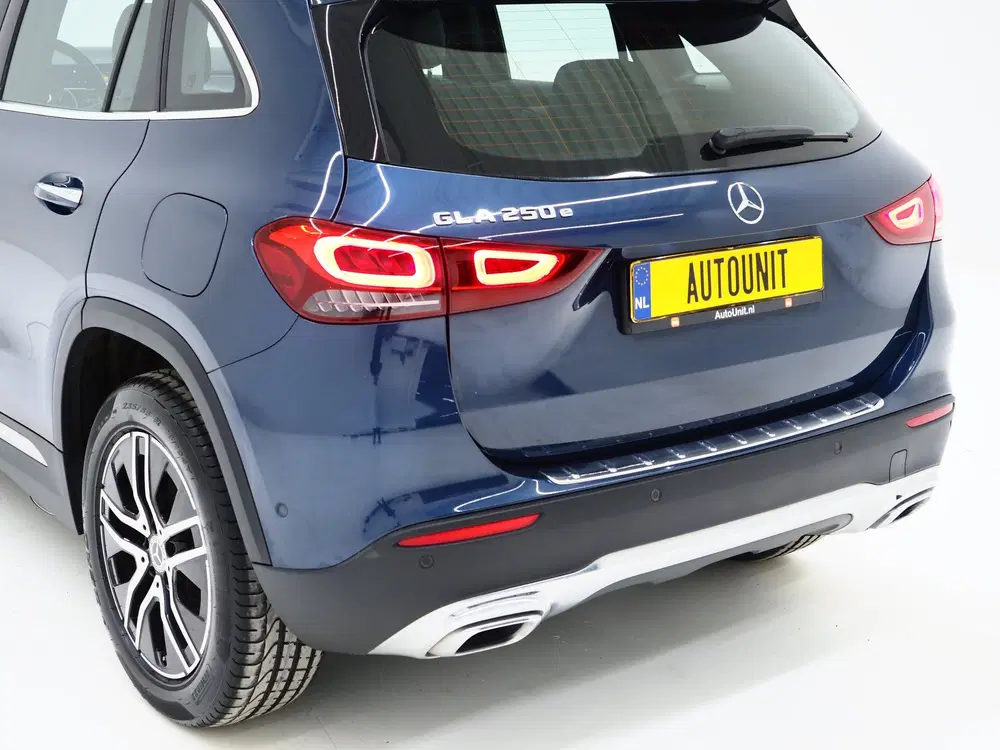 Mercedes-Benz GLA GLA 250 e uit 2021, foto 14