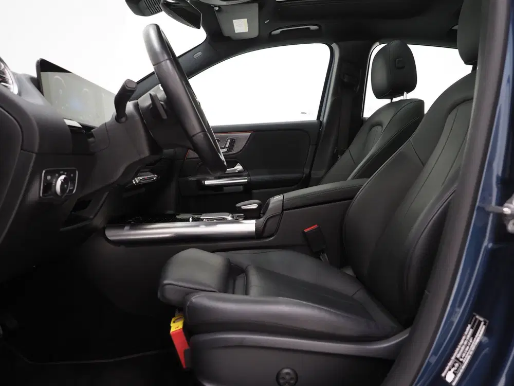 Mercedes-Benz GLA GLA 250 e uit 2021, foto 17