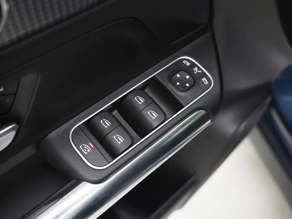 Mercedes-Benz GLA GLA 250 e uit 2021, foto 20