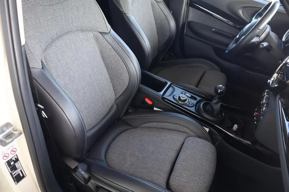 Mini Clubman One uit 2022, foto 5