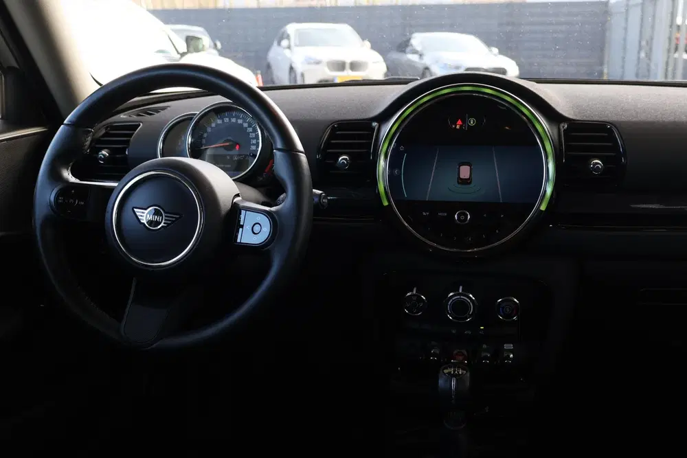 Mini Clubman One uit 2022, foto 8