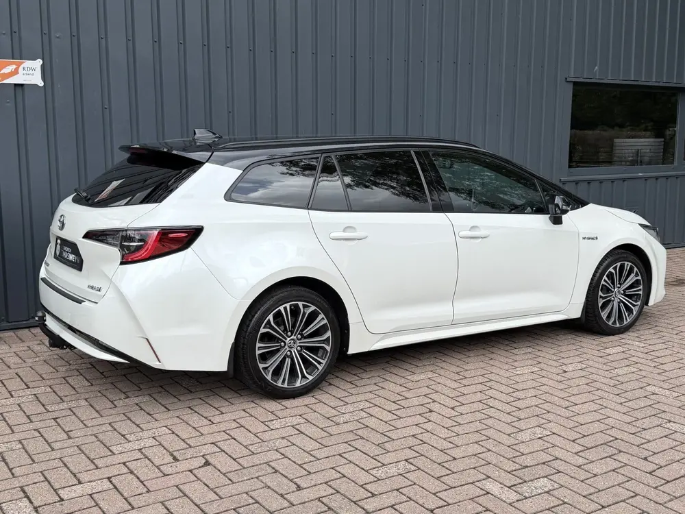 Toyota Corolla 1.8 Hybrid Executive COMPLEET uit 2019, foto 4