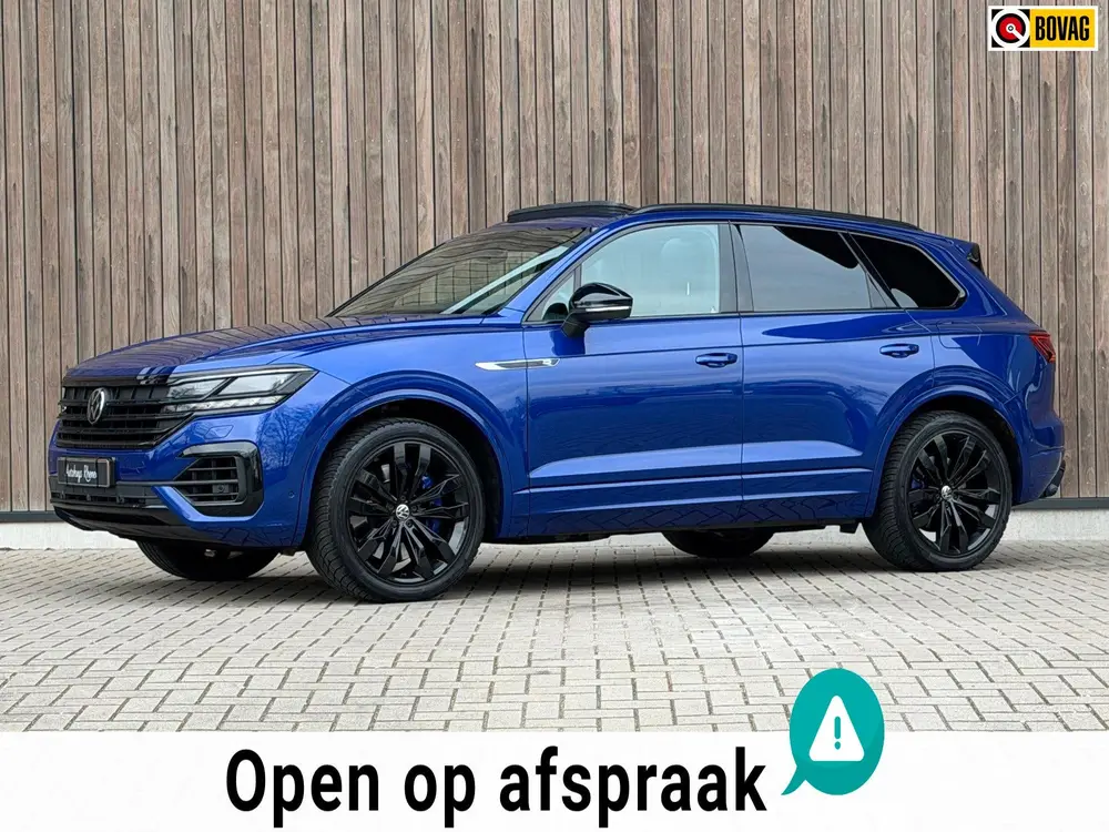 Volkswagen Touareg 3.0 TSi 4MOTION R / Lapiz Blue / Pano / uit 2021