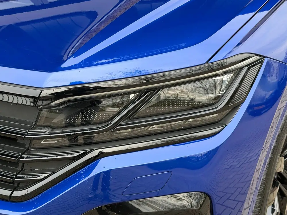 Volkswagen Touareg 3.0 TSi 4MOTION R / Lapiz Blue / Pano / uit 2021, foto 6