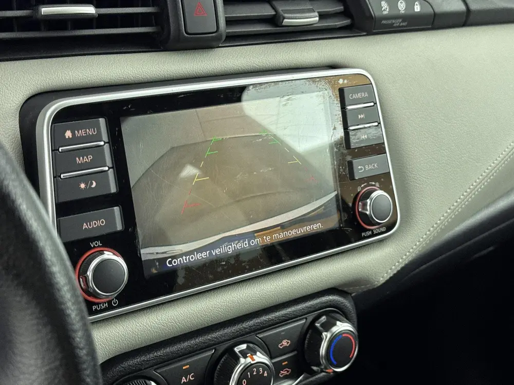 Nissan Micra 1.0 IG-T N-Connecta uit 2020, foto 11