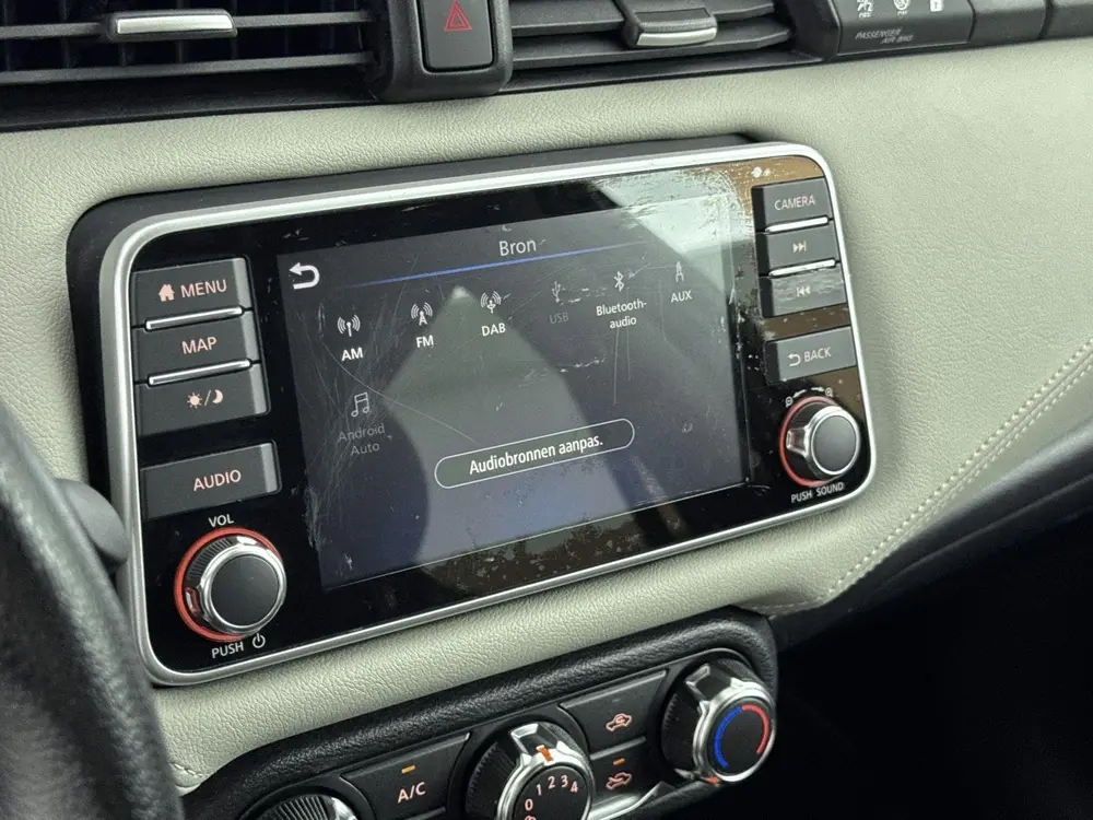 Nissan Micra 1.0 IG-T N-Connecta uit 2020, foto 12