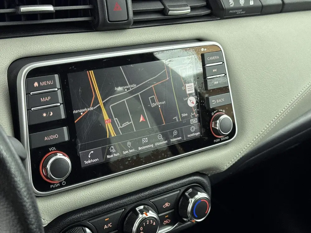Nissan Micra 1.0 IG-T N-Connecta uit 2020, foto 13