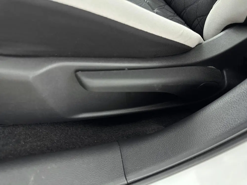 Nissan Micra 1.0 IG-T N-Connecta uit 2020, foto 18