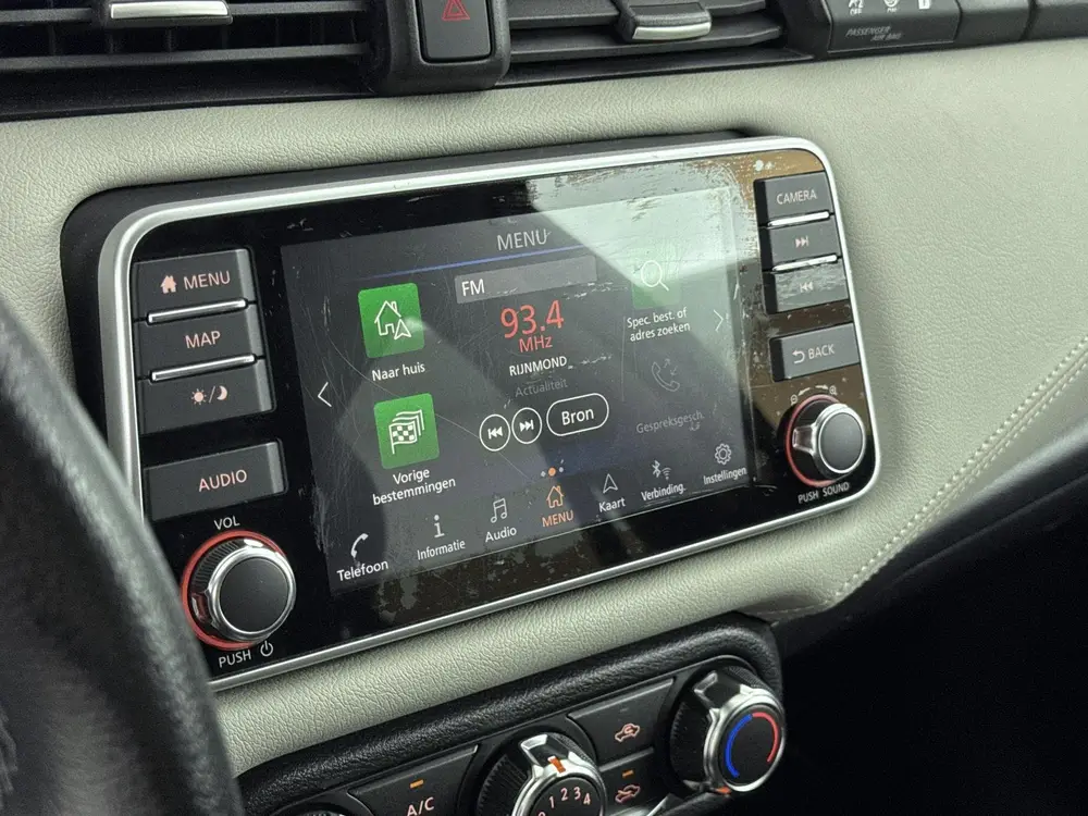 Nissan Micra 1.0 IG-T N-Connecta uit 2020, foto 19