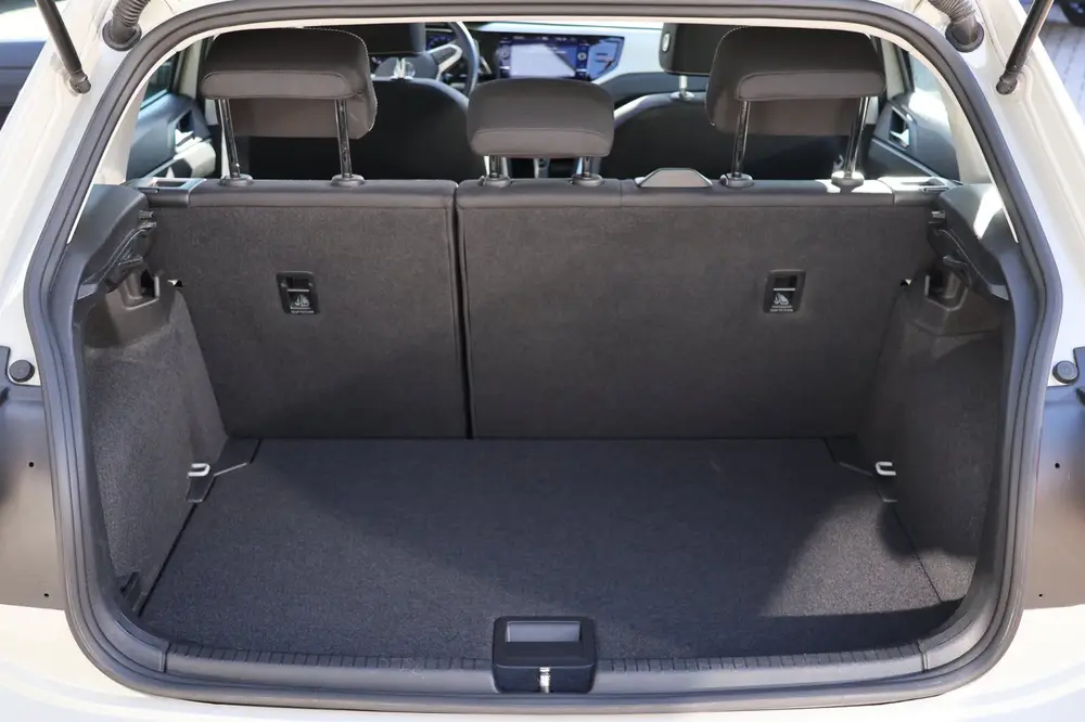 Volkswagen Polo 1.0 TSI Move-editie automaat, trekhaak, 3 ja uit 2024, foto 14