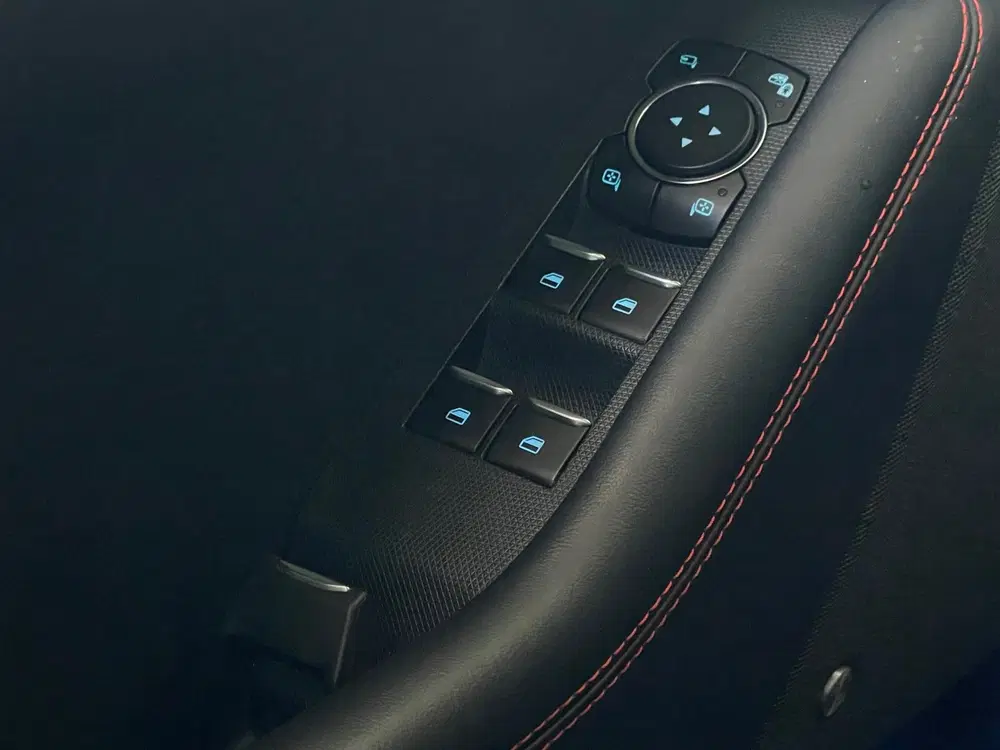 Ford Mustang Mach-E Ford Mustang Mach-E 98kWh SOH 95% PANO E uit 2021, foto 15