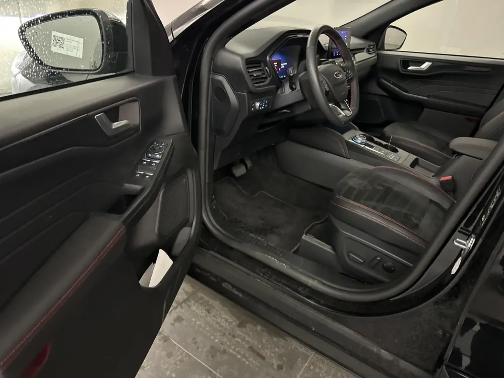 Ford Kuga 2.5 PHEV ST-Line X uit 2023, foto 7