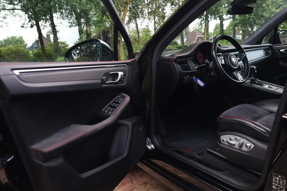 Porsche Macan 2.9 GTS Aut. uit 2020, foto 16
