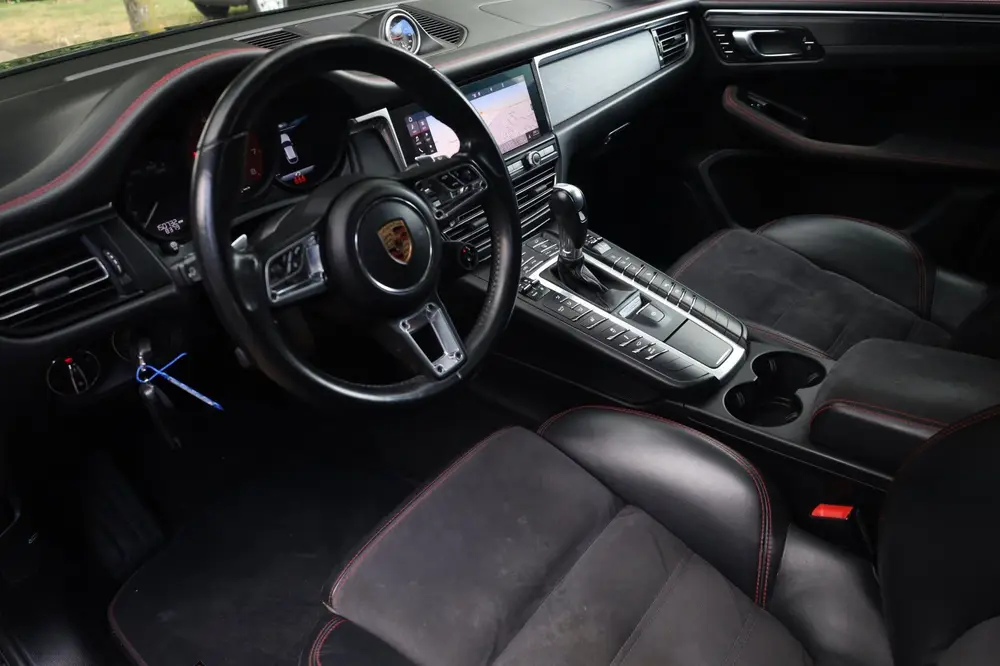 Porsche Macan 2.9 GTS Aut. uit 2020, foto 2