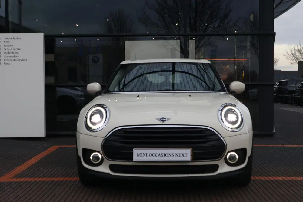 Mini Clubman One uit 2022, foto 10