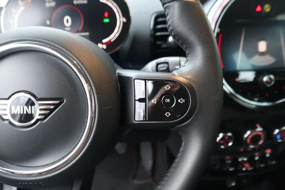 Mini Clubman One uit 2022, foto 14