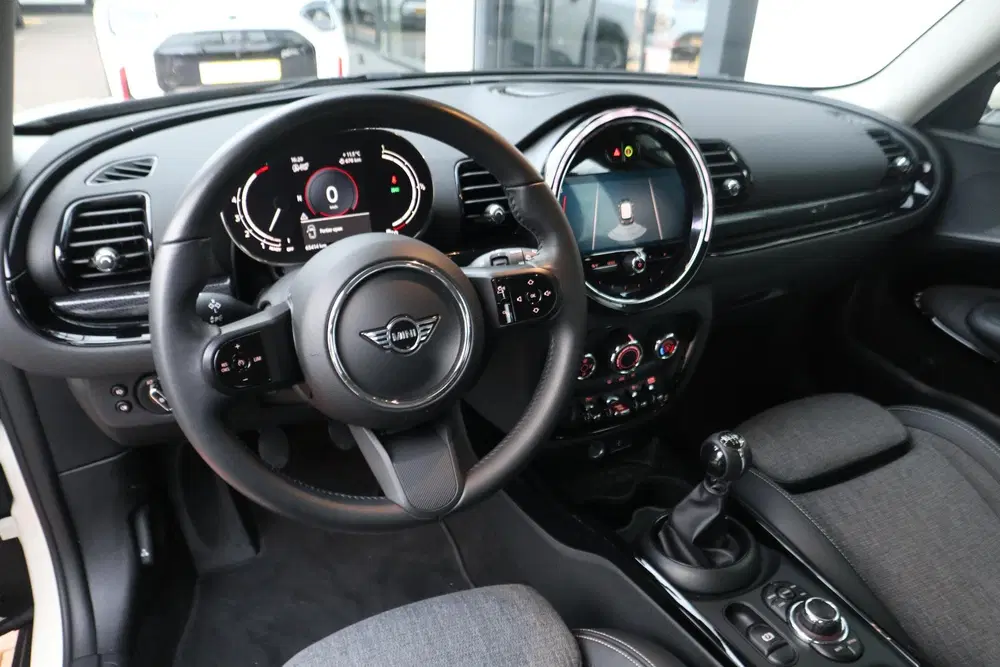 Mini Clubman One uit 2022, foto 8